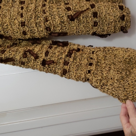 Handmade Wool Sweater by Ana Grosse Stretchy - Picture 2 of 7